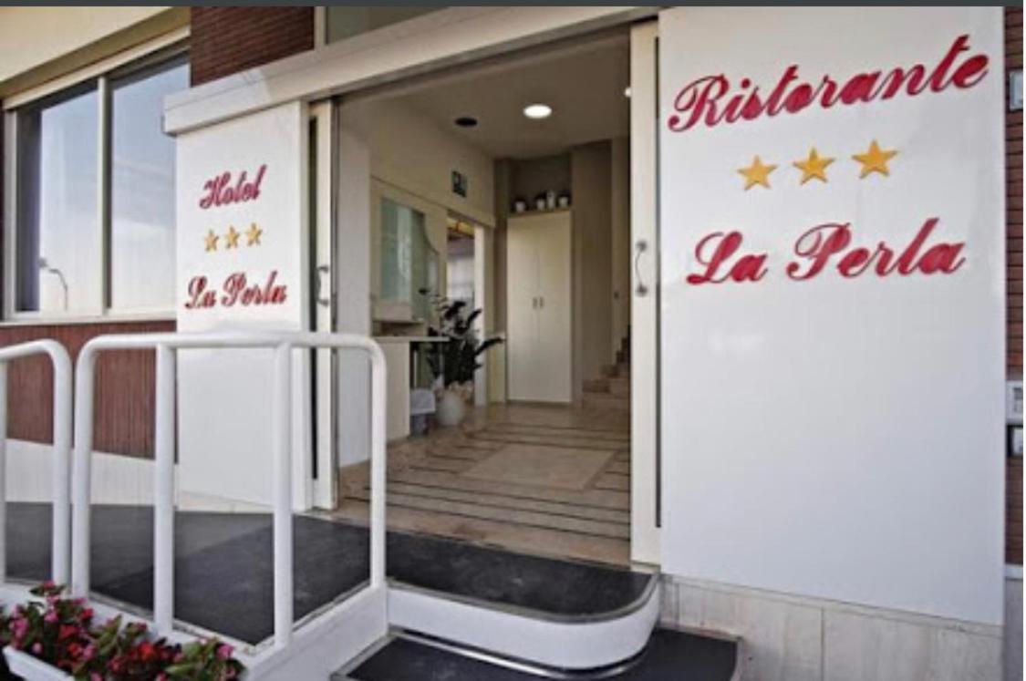 Hotel La Perla Купра-Мариттима Экстерьер фото