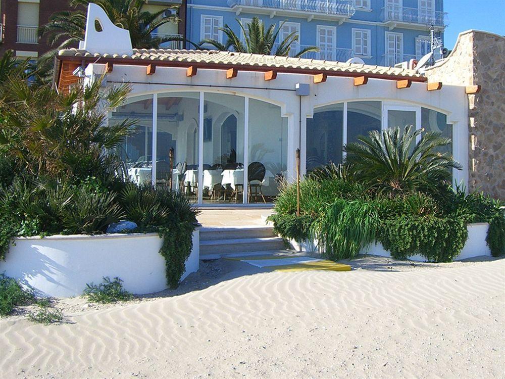 Hotel La Perla Купра-Мариттима Экстерьер фото
