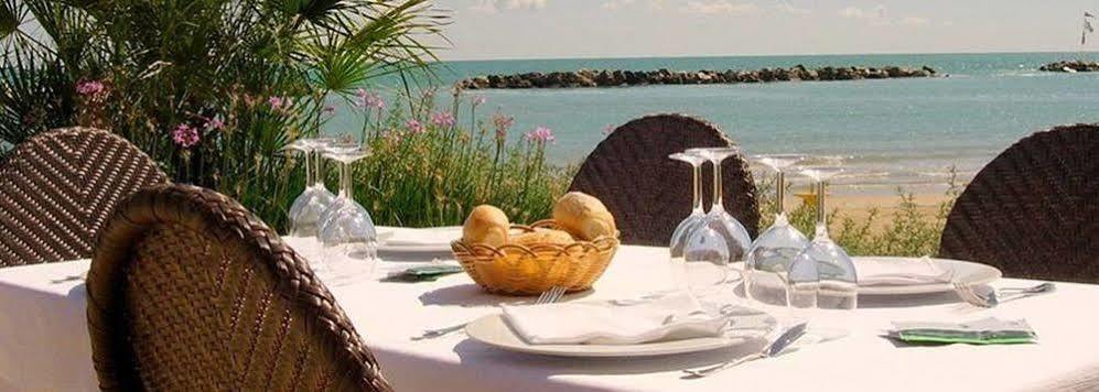 Hotel La Perla Купра-Мариттима Экстерьер фото