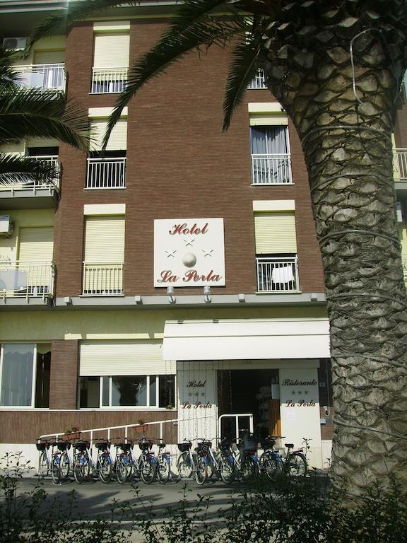 Hotel La Perla Купра-Мариттима Экстерьер фото